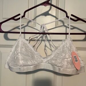 One White Lace Bralette women’s size S/M New With Tags NWT